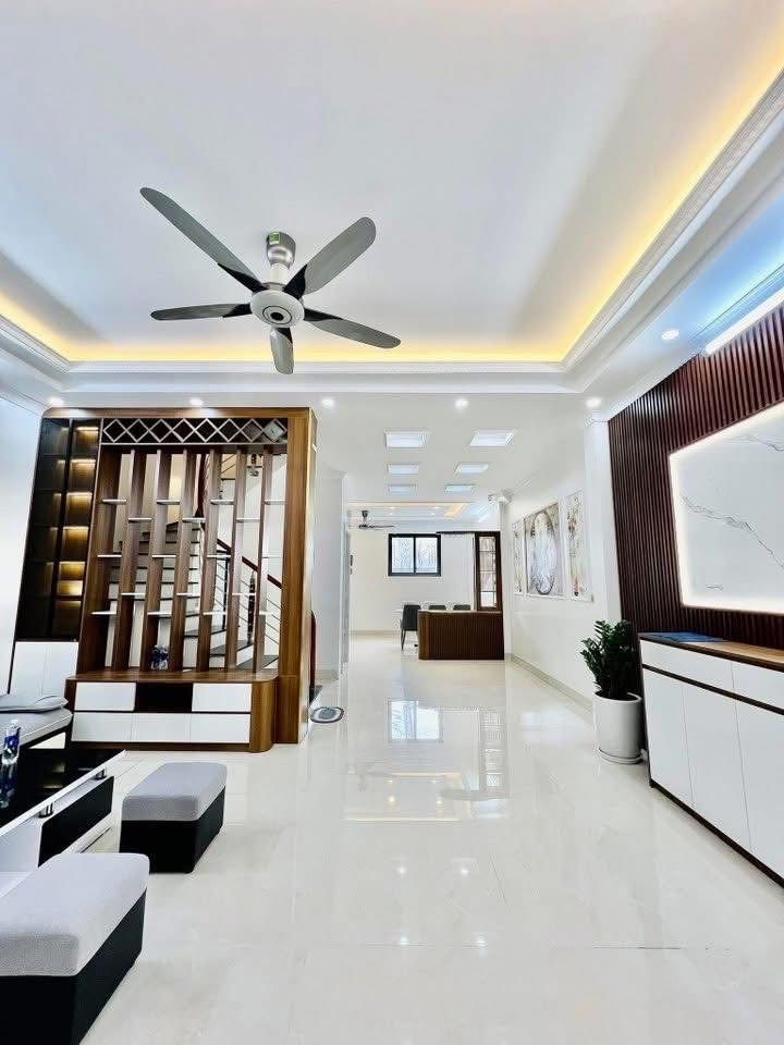 BÁN GẤP NHÀ LĨNH NAM- MT RỘNG- CHỈ 6,1TỶ - Ảnh 1